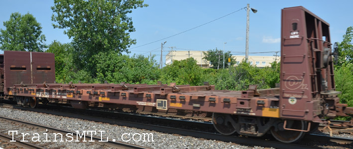 Car/wagon HPJX52320 right side / coté droit